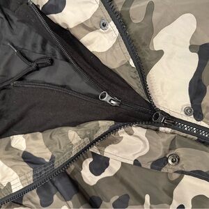 Camouflage Zip-Up Jacket